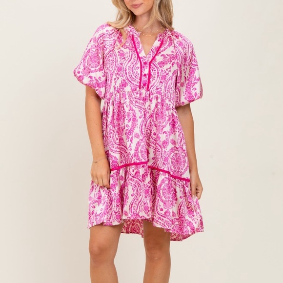 Umgee Dresses & Skirts - Umgee Pink White Paisley Floral Mini Dress Size S